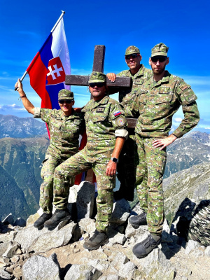 vrcholové družstvo na Kriváni